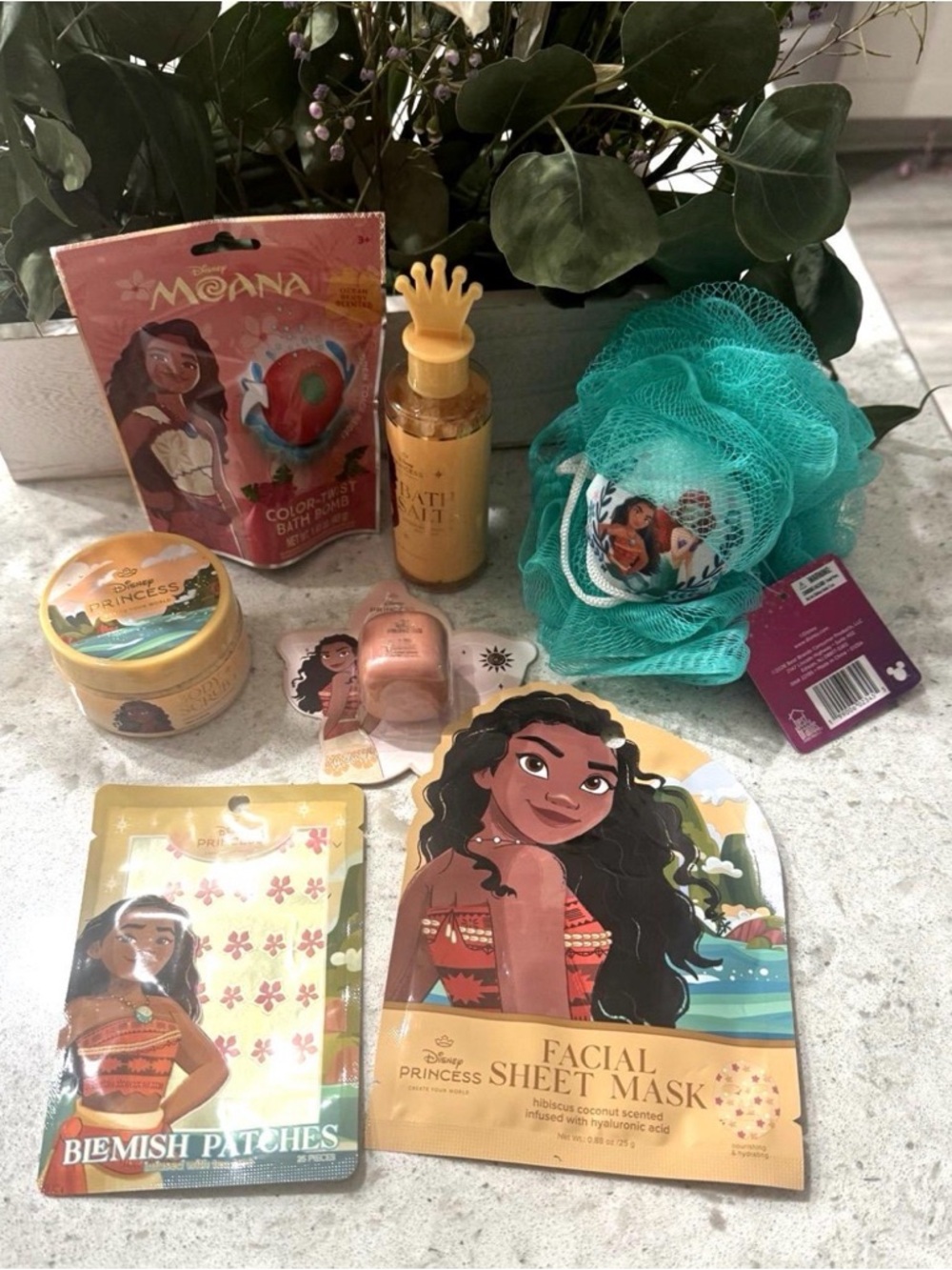 Disney Moana Spa Gift Set Bundle Bath Body Self Care
